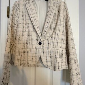 Amanda & Chelsea Cream and Black Plaid tweed Blazer
